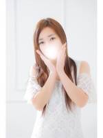 長谷川あやね(27)