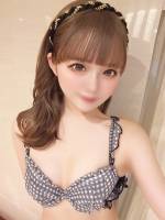 ゆい【色白美肌で密着プレイ】(20)